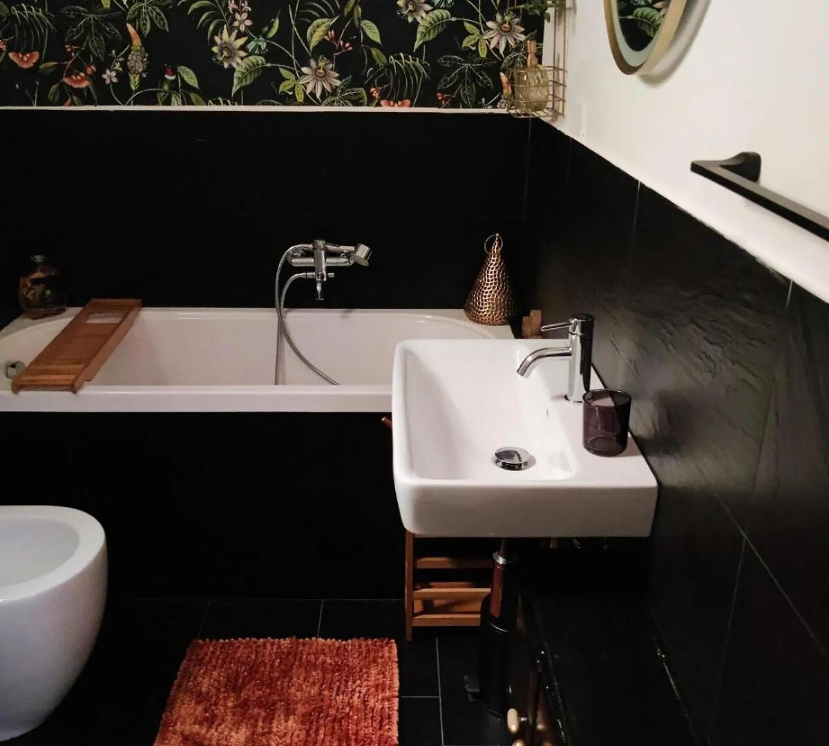 Casamare - By The Sea, Trapani Old Town Apartment 0*,  Italy