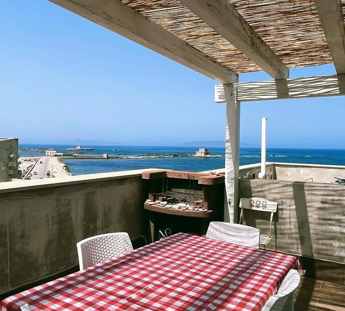 Casamare - By The Sea, Trapani Old Town Apartment